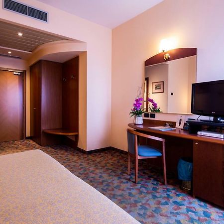 Hotel Persico'S Сан Джовани ин Персичето Екстериор снимка